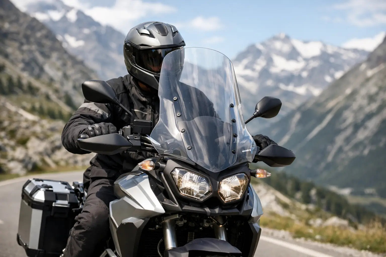 Come scegliere il cupolino moto alto