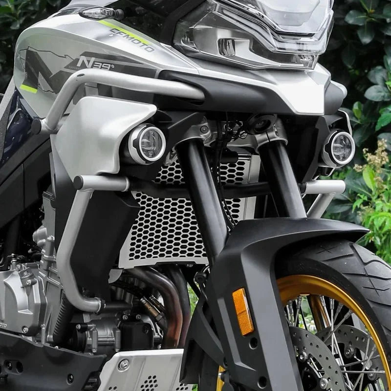 Protezione radiatore LOBOO per CFMOTO 800MT – dettaglio 4