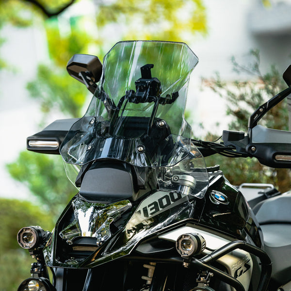 Erhöhte Windschutzscheibe für BMW R 1300 GS und Adventure | 433 × 432 mm gegenüber den originalen 370 × 335 mm, 4 mm Polycarbonat