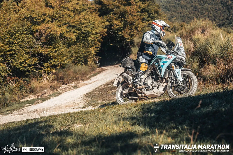Transitalia Marathon 2026: Etappen von Rimini nach Termoli, Regeln und wie man das Motorrad vorbereitet