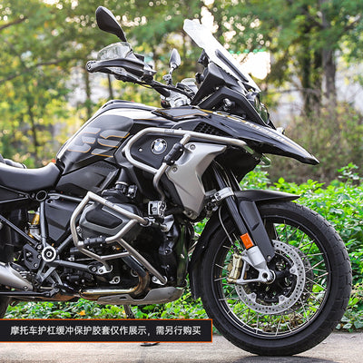 Crash bar LOBOO CHG08 argento sul lato destro della BMW R 1250 GS, barra alta e bassa