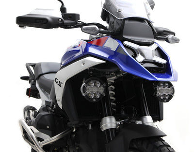 Staffe di montaggio superiori DENALI LAH0711600 per faretti su BMW R 1300 GS