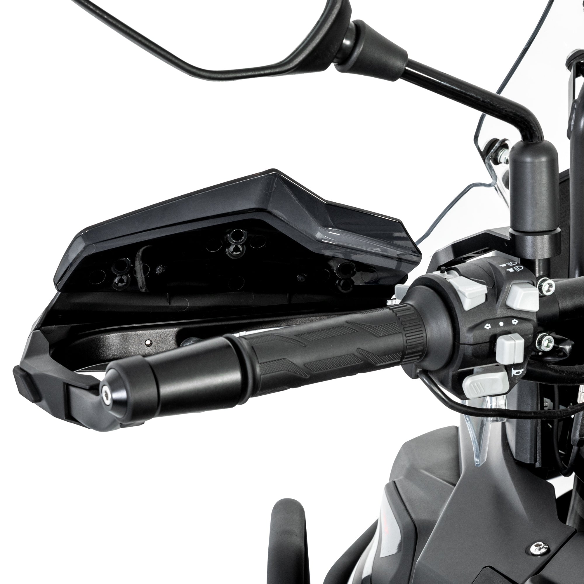 Paramani LOBOO CHS683 per Benelli TRK 552X – dettaglio 12