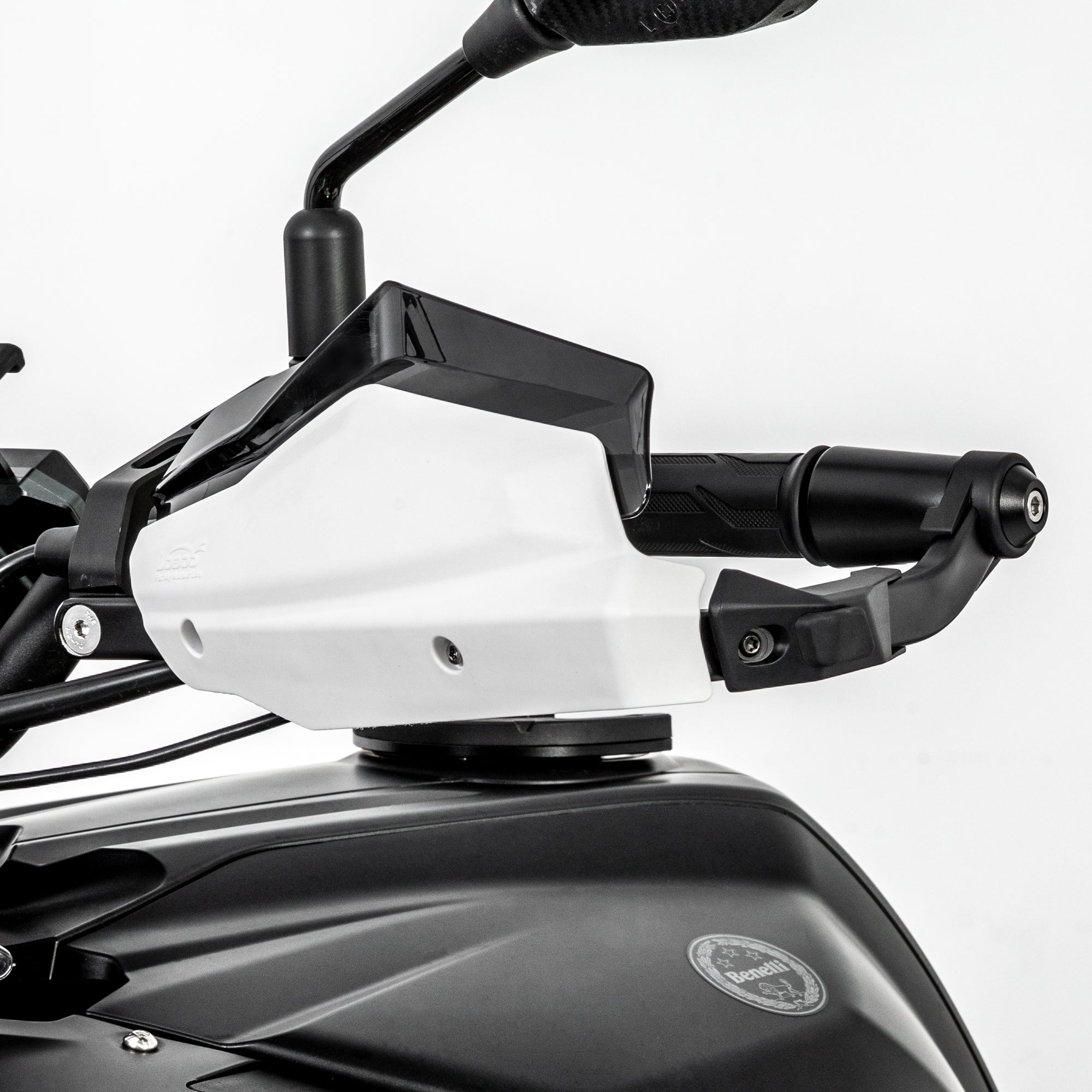 Paramani LOBOO CHS683 per Benelli TRK 552X – dettaglio 16