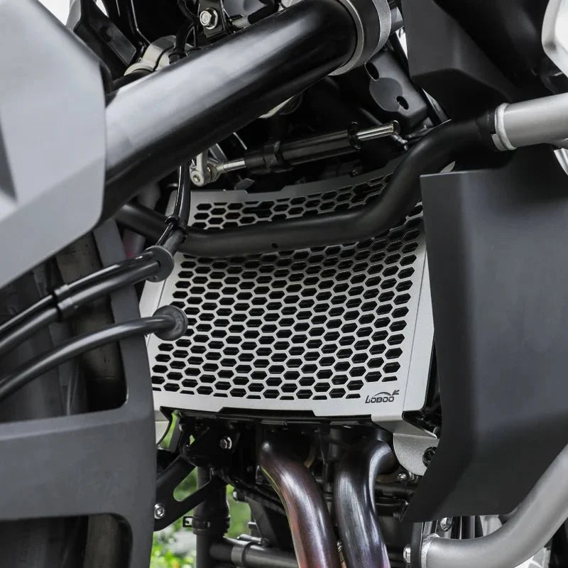 Protezione radiatore LOBOO per CFMOTO 800MT – dettaglio 5