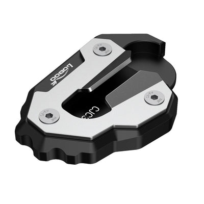 Piastra cavalletto LOBOO CJC34 in vista tre quarti, profilo basso lavorato CNC
