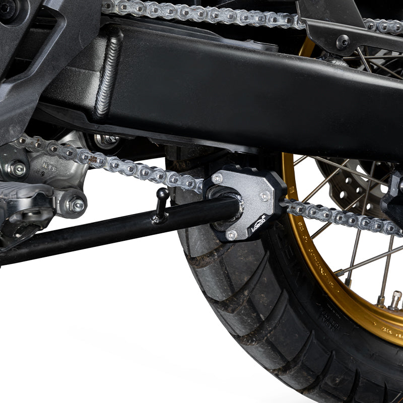 Nicht das Gewicht des Motorrads lässt es sinken.