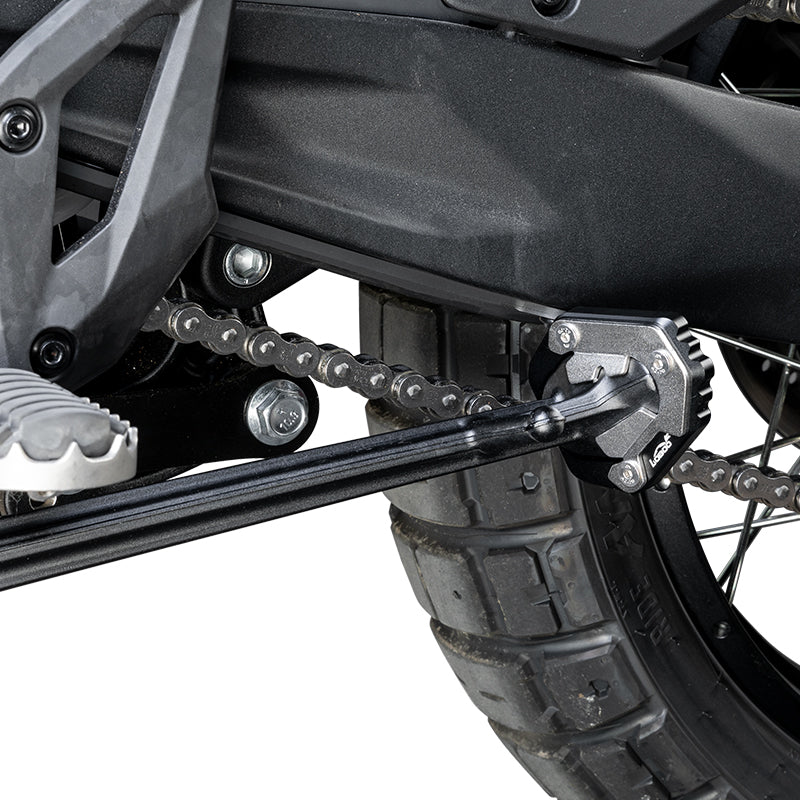 Nicht das Gewicht des Motorrads lässt es sinken.