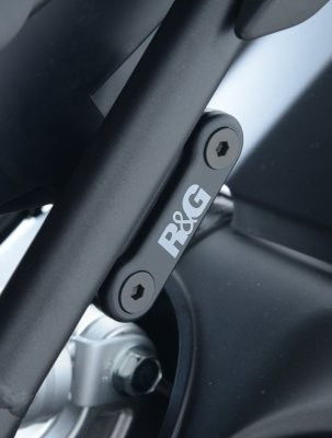 Placchette copri fori poggiapiedi posteriori (paio) c/supporto serbatoio, Yamaha MT-09 / MT-09 Tracer / MT-09 SP '18- / XSR900 /