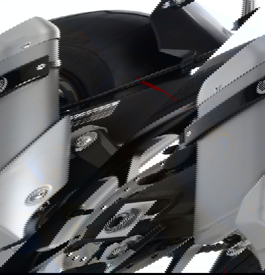 Protezione silenziatore Yamaha YZF-R1 '15- / MT-10 / Kawasaki ZX-10R '16- / Ninja 125 / Z125 '19- /Versys X-250/300 / Honda CBR1