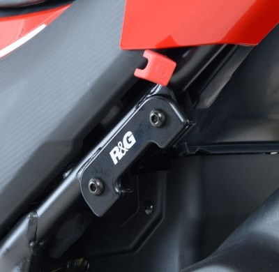 Staffa supporto scarico + piastra fori pedane posteriori, Honda CBR300R